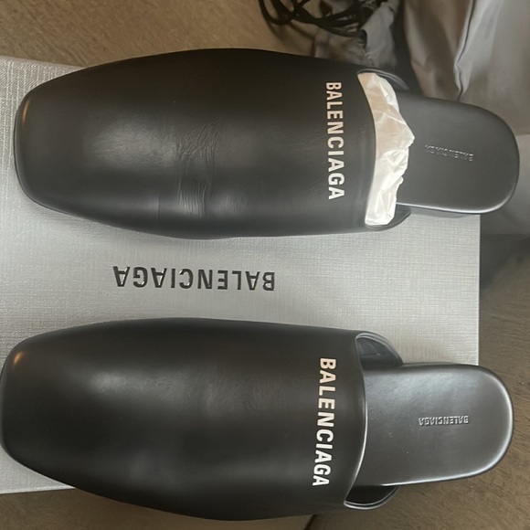 BALENCIAGA shoes - Picture 3 of 9